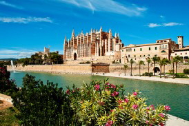 Hauptstadt Palma mit Kathedrale la Seu